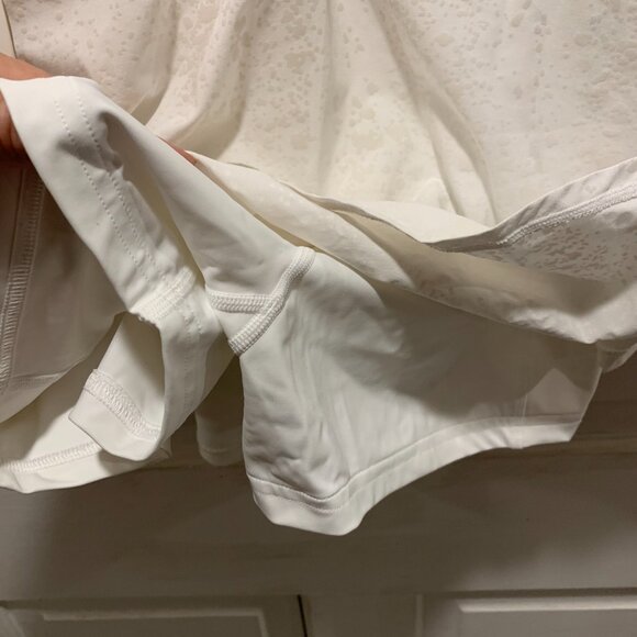 lululemon~ NWT!!~ (Retail: $118)  Serene Stride Dress - Picture 13 of 15